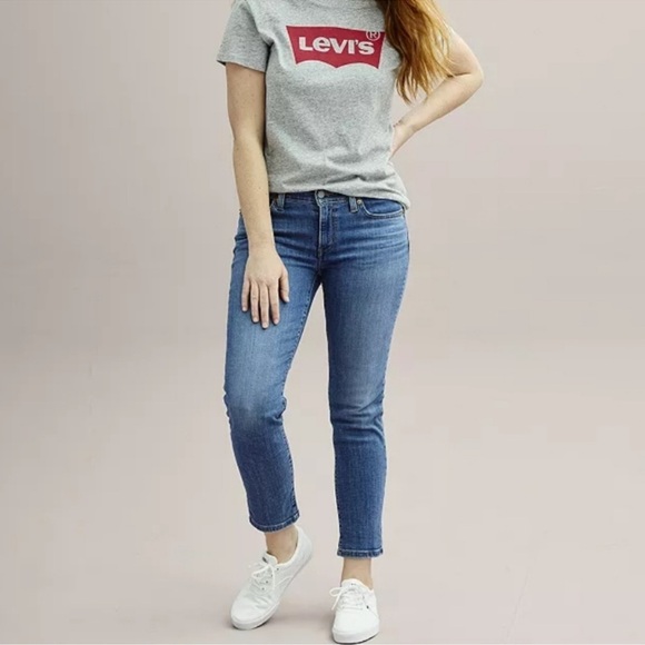 Levi's Denim - Levi's Women's Boyfriend Medium Wash Jeans Sz 27